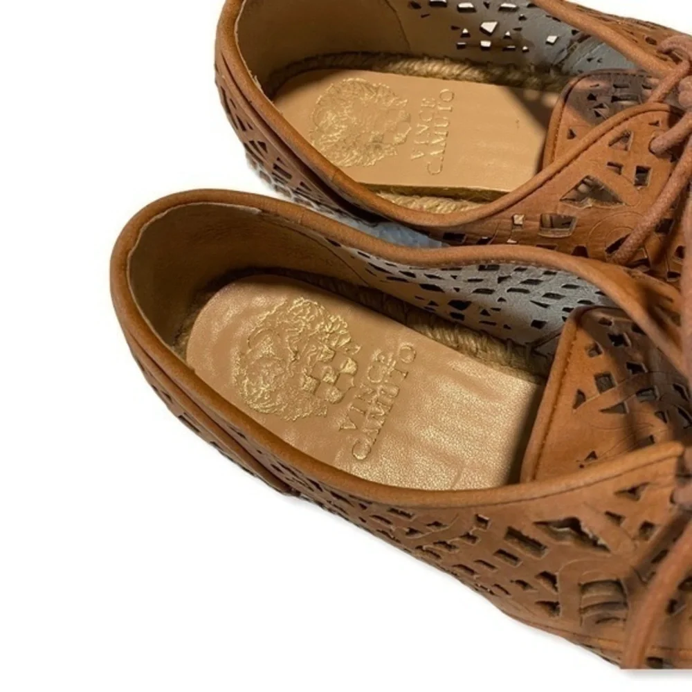 Vince Camuto Dinah lace up espadrilles siz…